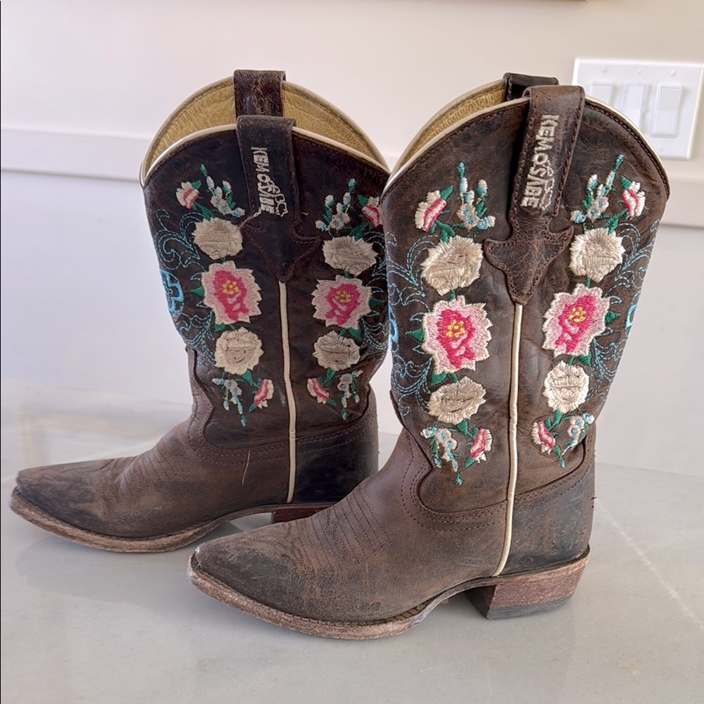 Girl’s authentic Cowgirl Boots- size 12T